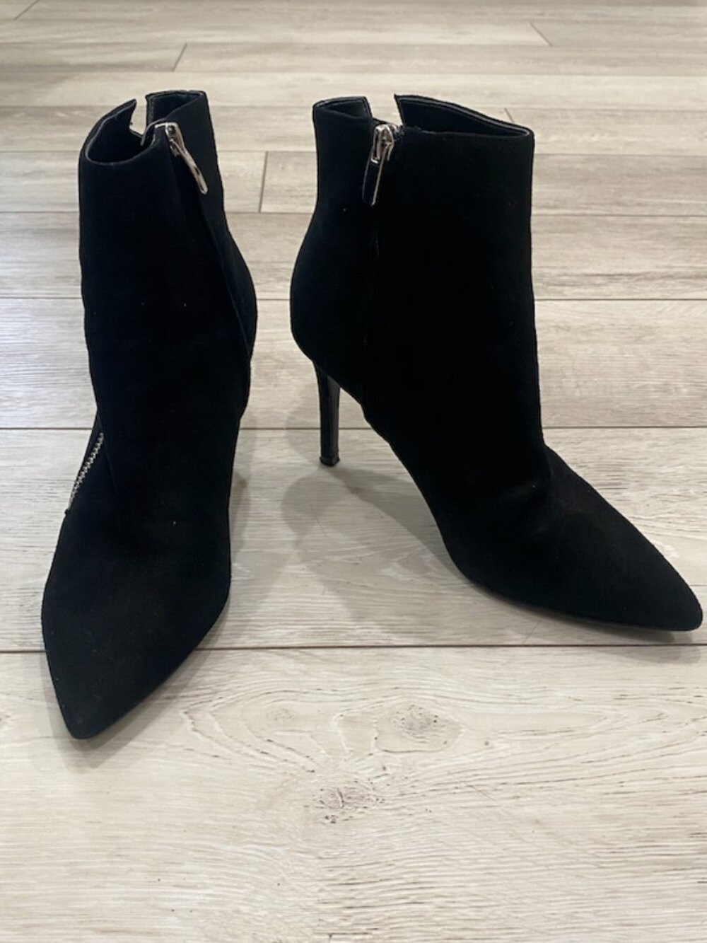 Nine West WNFAST Ankle Boots Pointed Toe Side Zip Black Suede Size 6M - Picture 5 of 8